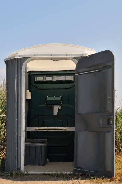 Best Porta potty delivery and setup  in Ashland, MO